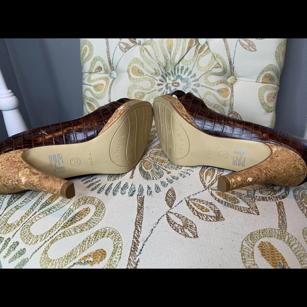 FIONI Open Toe Faux Leather Heels Pumps Shoes 9W - Picture 4 of 4